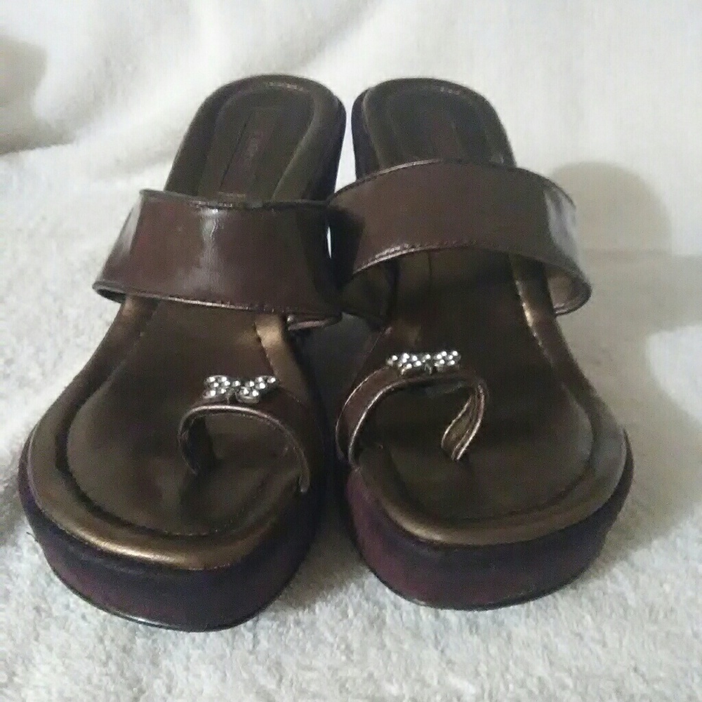 Fioni Wedges SZ 7